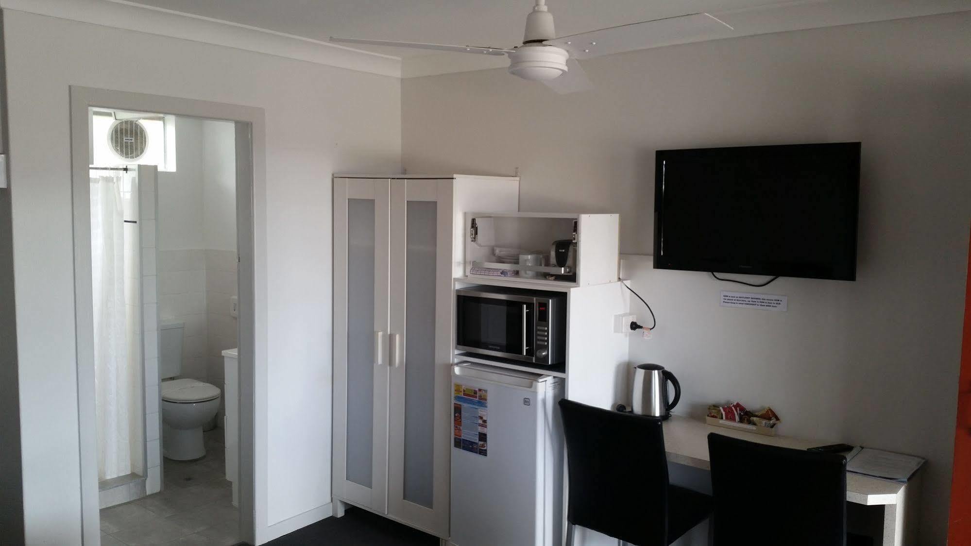 Econo Lodge Chaparral Motel Ballina Dış mekan fotoğraf
