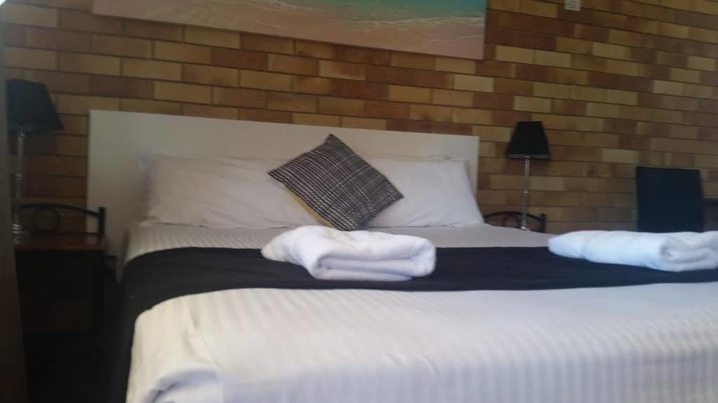Econo Lodge Chaparral Motel Ballina Dış mekan fotoğraf